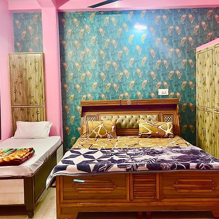Trilok Residency - Dashashwamedh ורנאסי מראה חיצוני תמונה
