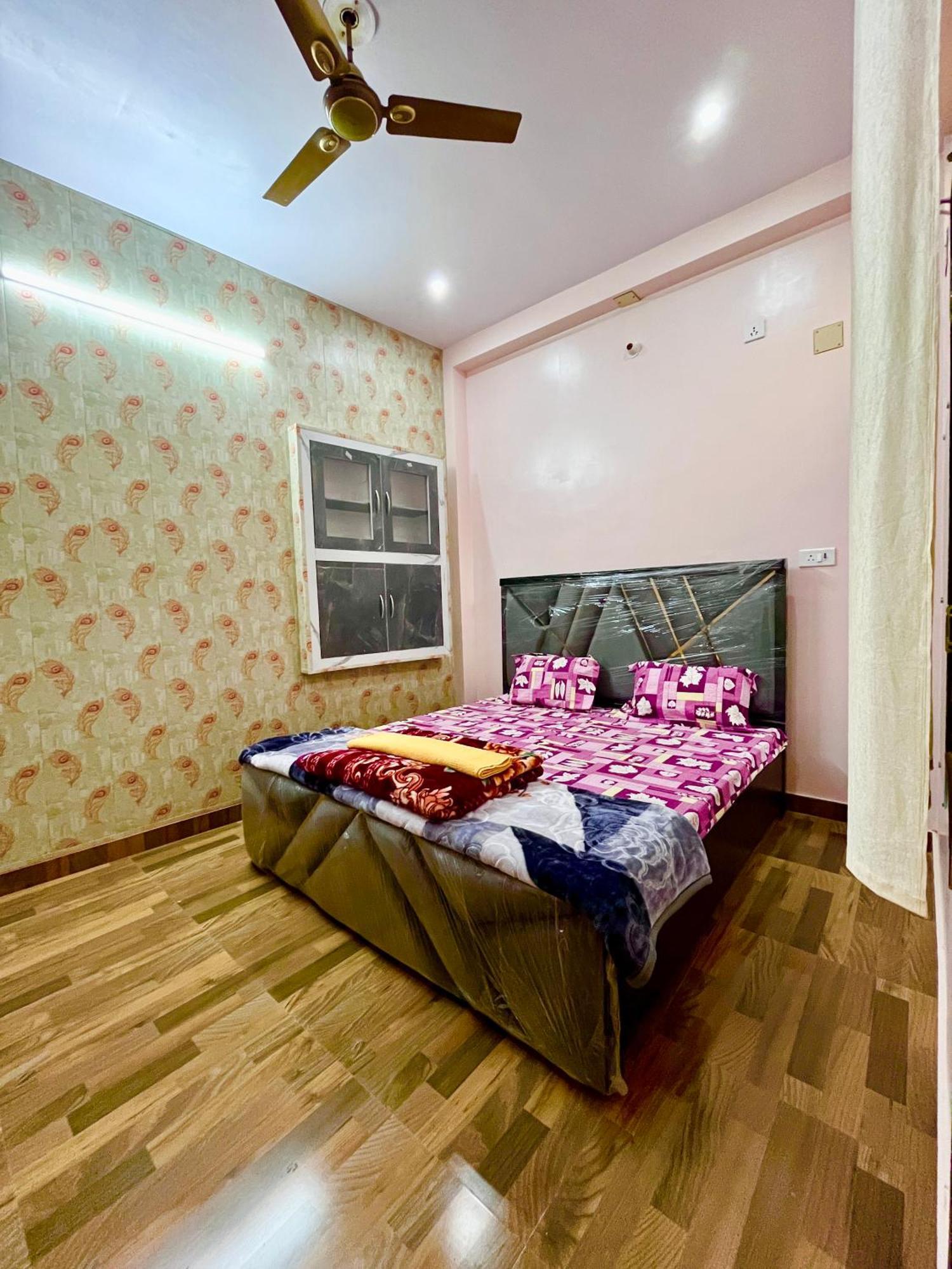 Trilok Residency - Dashashwamedh ורנאסי מראה חיצוני תמונה