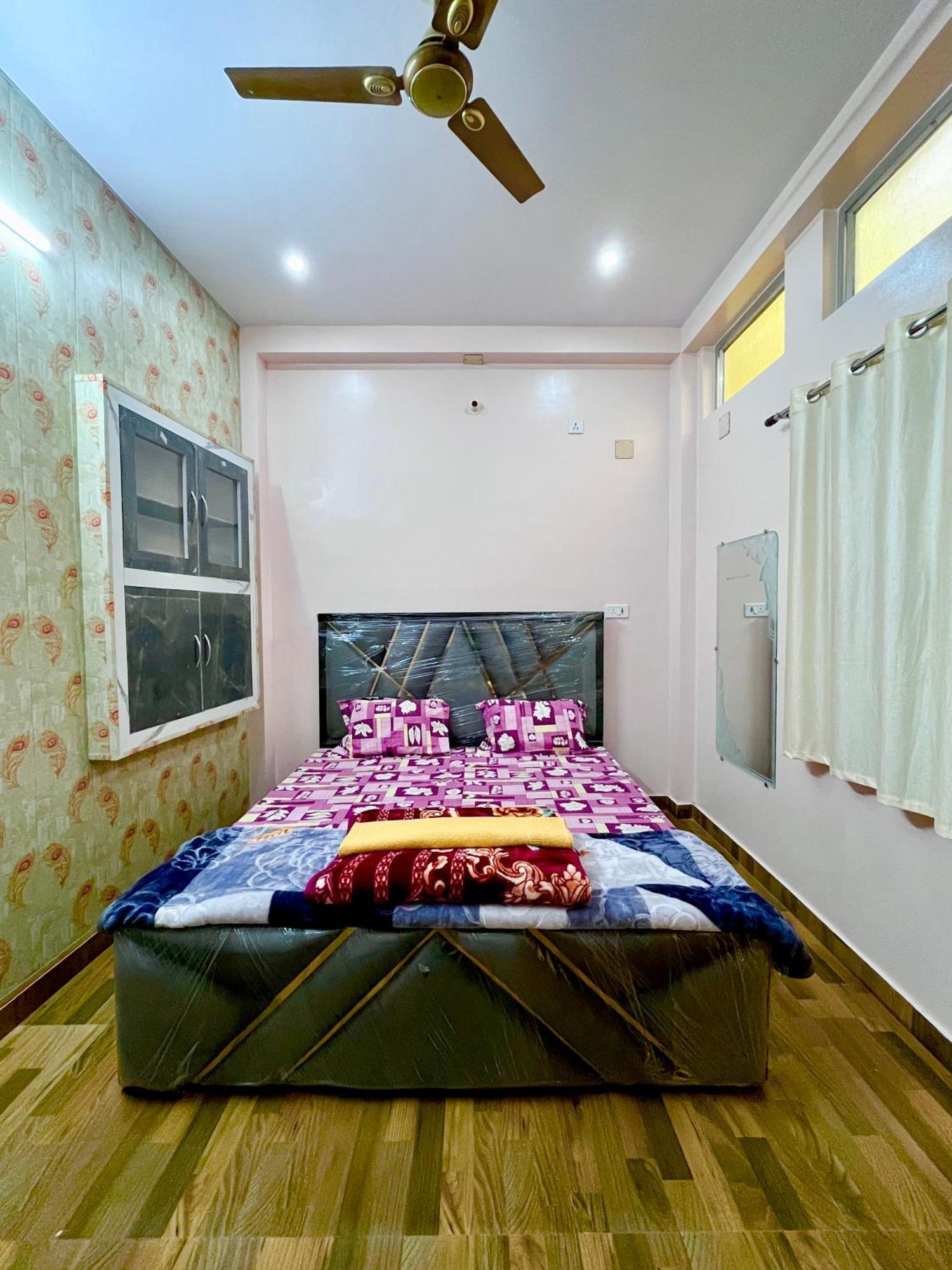 Trilok Residency - Dashashwamedh ורנאסי מראה חיצוני תמונה