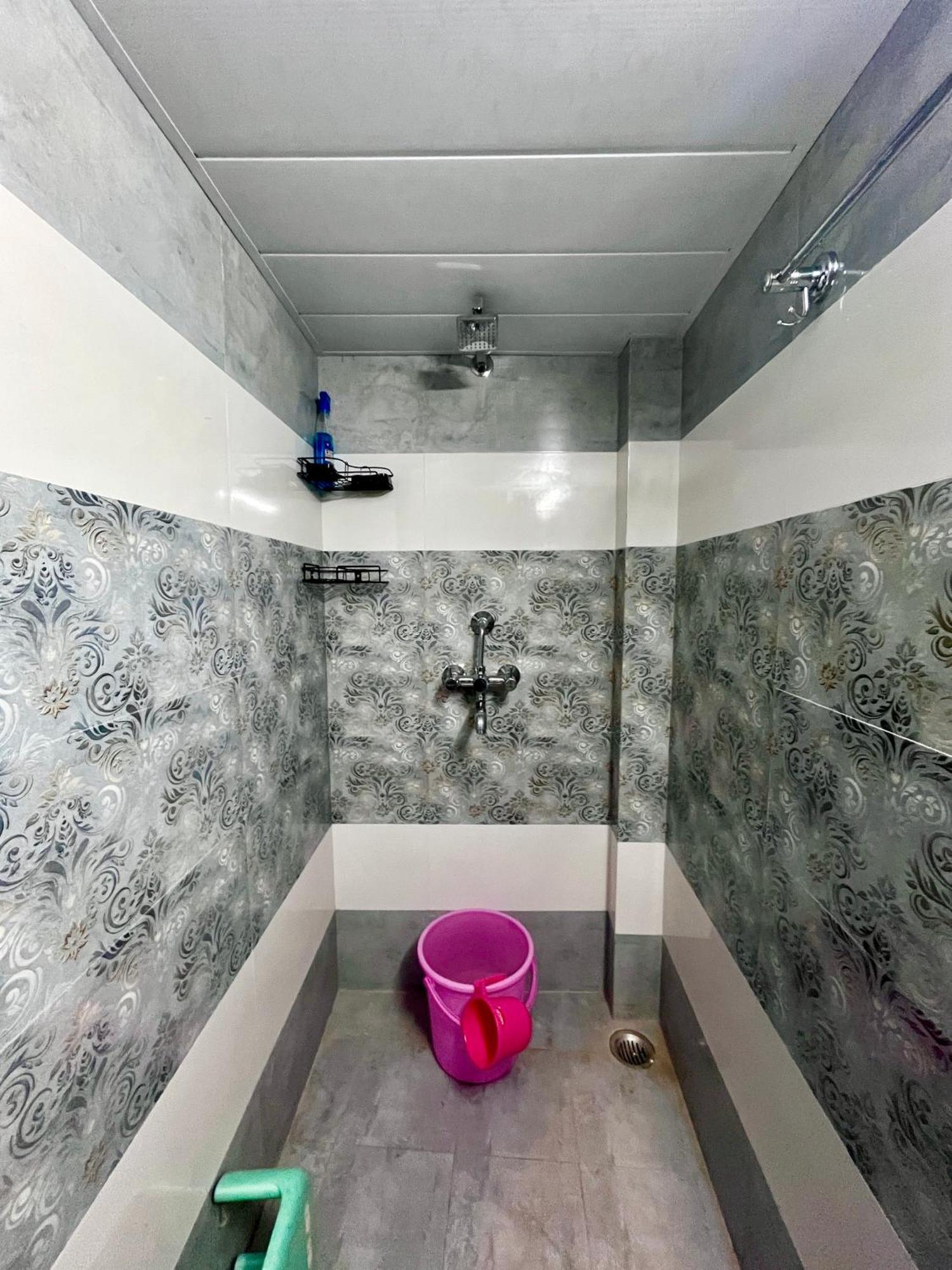Trilok Residency - Dashashwamedh ורנאסי מראה חיצוני תמונה