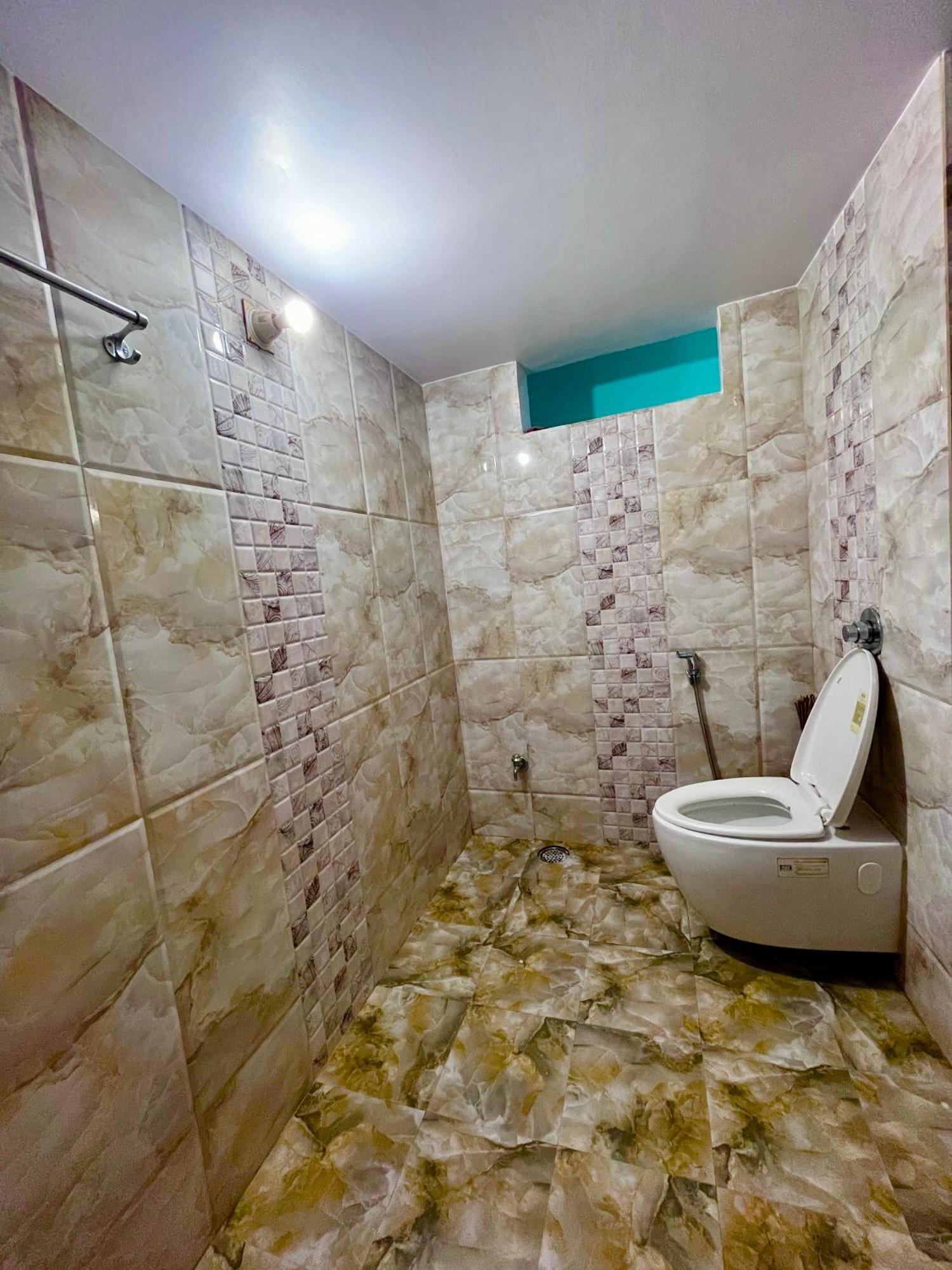 Trilok Residency - Dashashwamedh ורנאסי מראה חיצוני תמונה