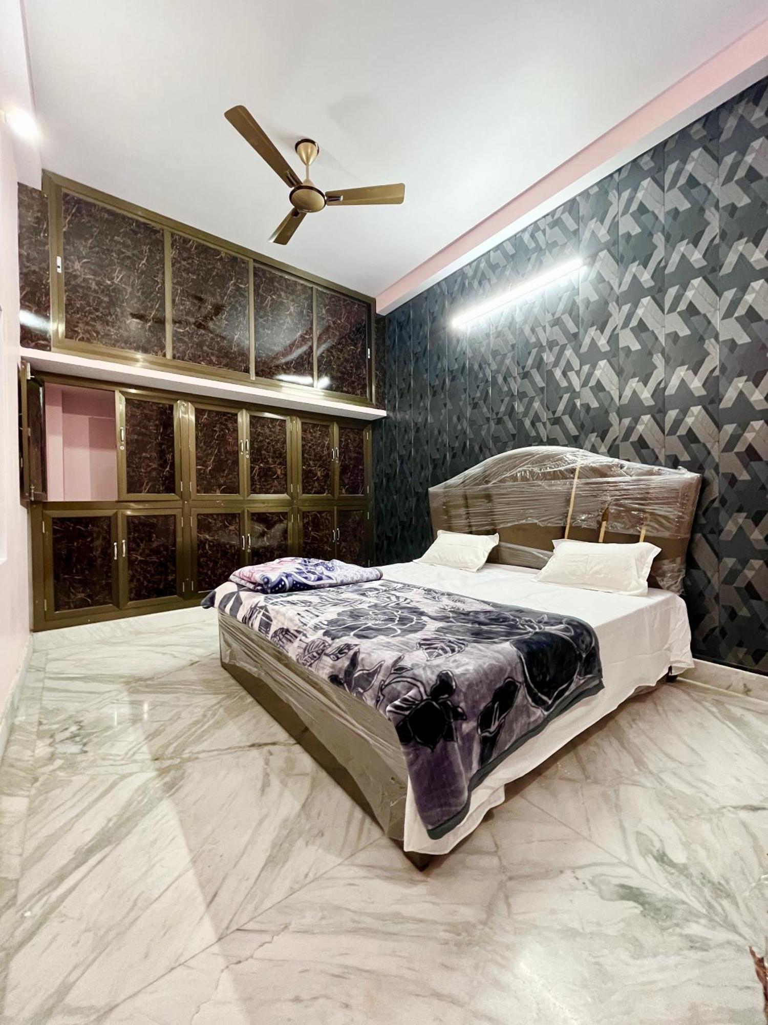 Trilok Residency - Dashashwamedh ורנאסי מראה חיצוני תמונה
