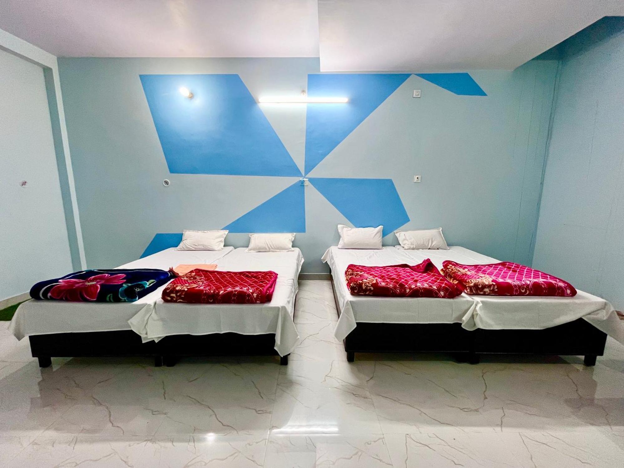 Trilok Residency - Dashashwamedh ורנאסי מראה חיצוני תמונה